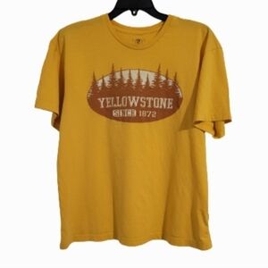Yellowstone National Park T-Shirt Men's Size Large Cotton Travel Vacation